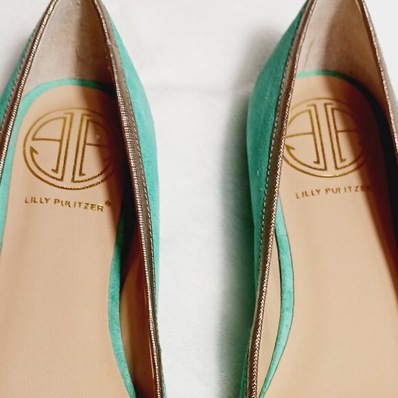 Lilly Pulitzer, Jewel Green Suede Flat Shoes, Size 7M, Gold Trim, Bow, Squared - Picture 3 of 16